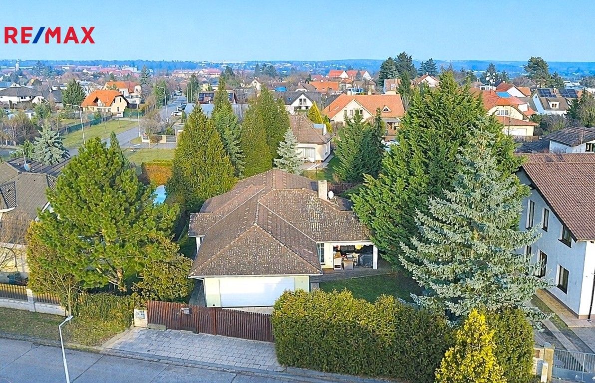 Rodinné domy, Na Výsluní 557, Šestajovice, 175 m²