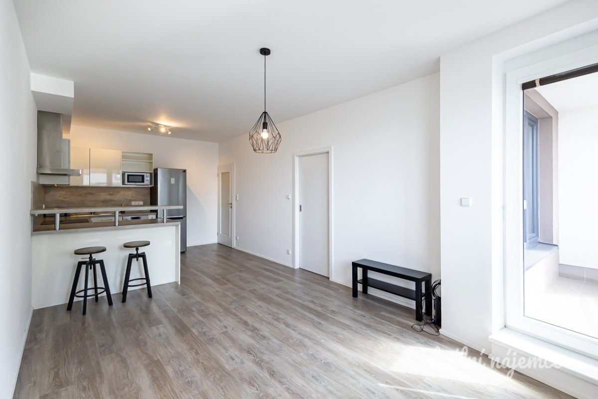 2+kk, Dolní Měcholupy, Praha, 54 m²