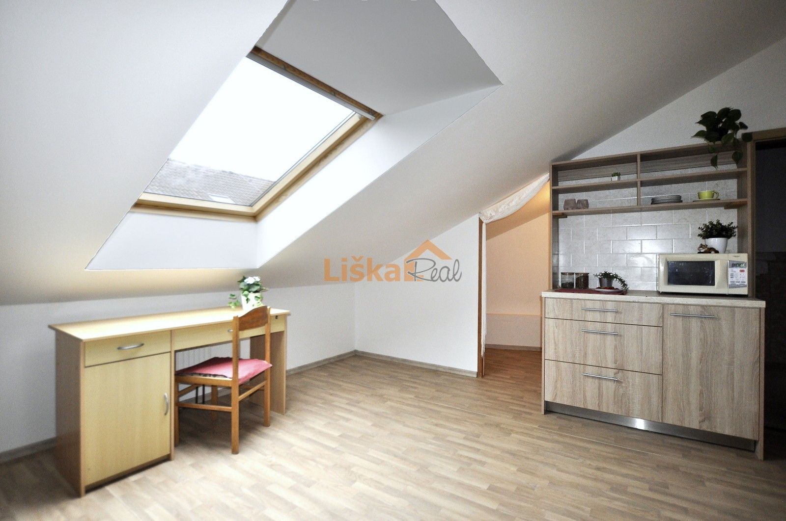 Pronájem byt 1+kk - Obřanská, Bílovice nad Svitavou, 28 m²