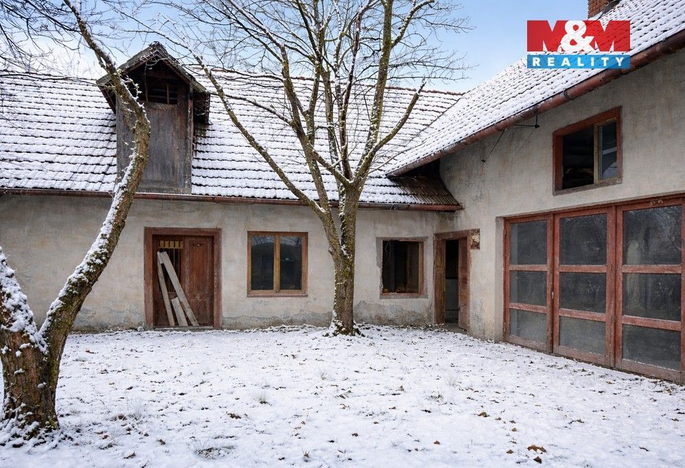 Prodej rodinný dům - Vinice, Městec Králové, 56 m²