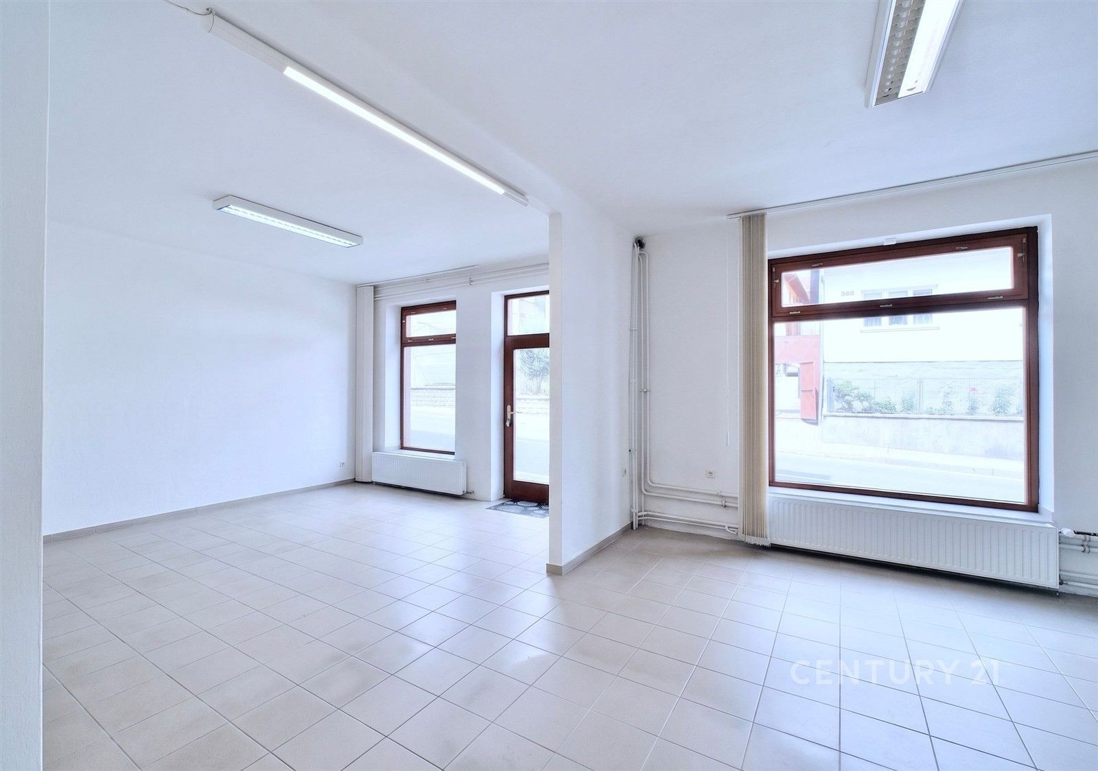 Obchodní prostory, Československé armády 257, Valašské Klobouky, 80 m² - 2