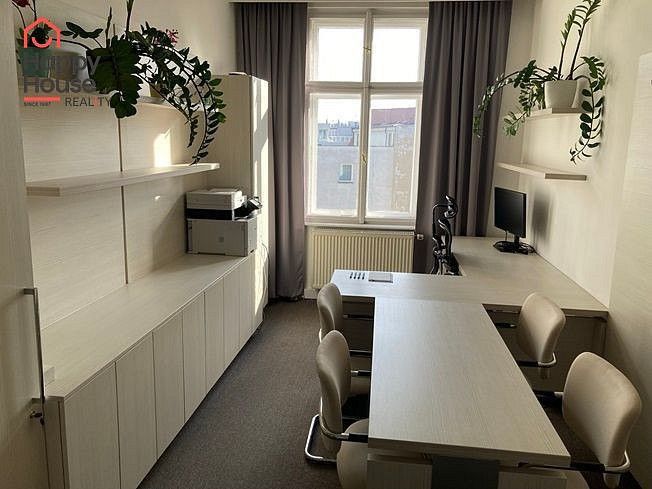 Kancelář · 68 m² · Praha - Nové Město, okres Praha 1, Hlavní město Praha - 3