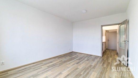 Pronájem byt 1+kk - Uherské Hradiště, 686 01, 27 m²