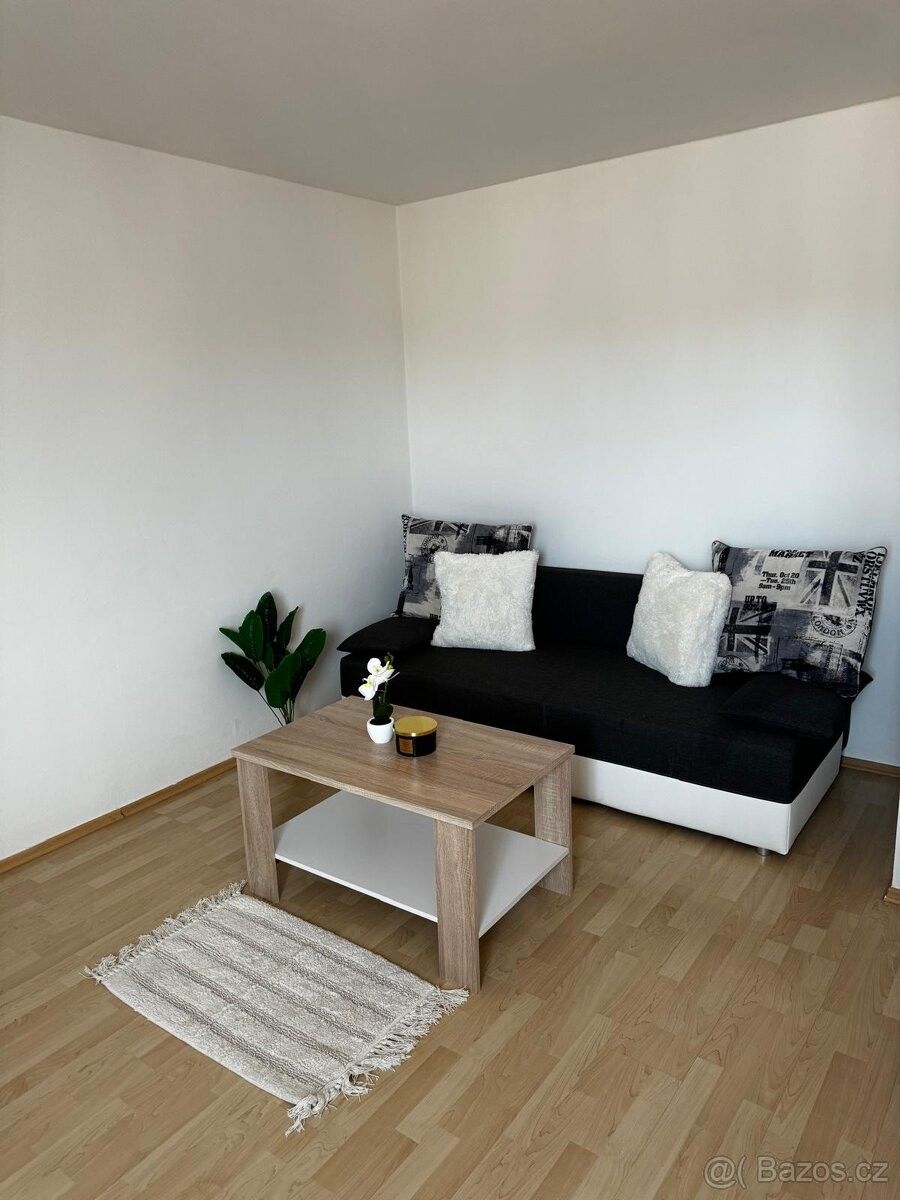 Pronájem byt - Benešov u Prahy, 256 01