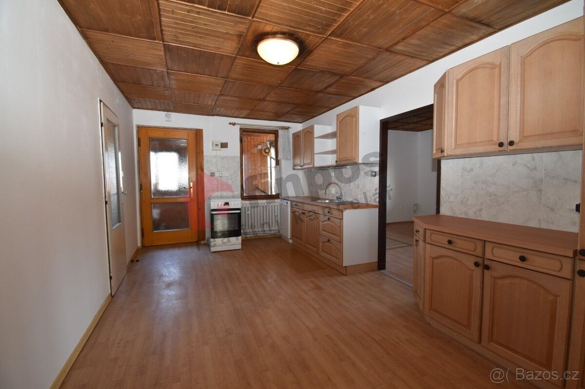 Pronájem byt - Velké Popovice, 251 69