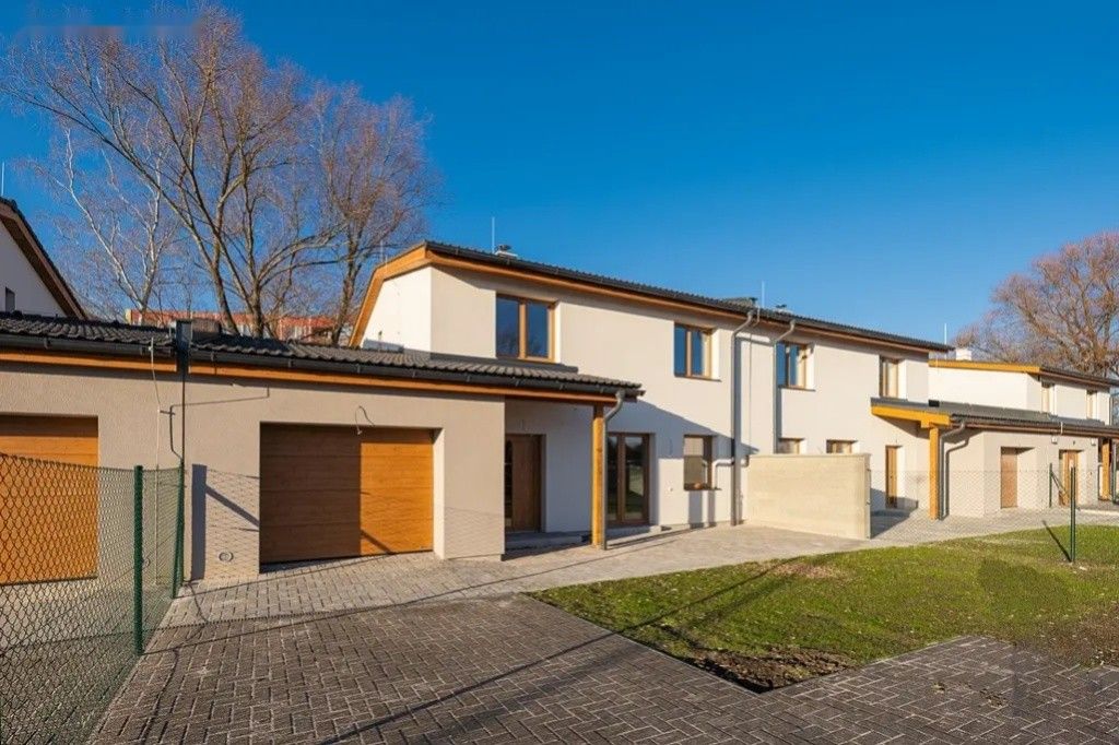 Byty, Ostrava, 700 30