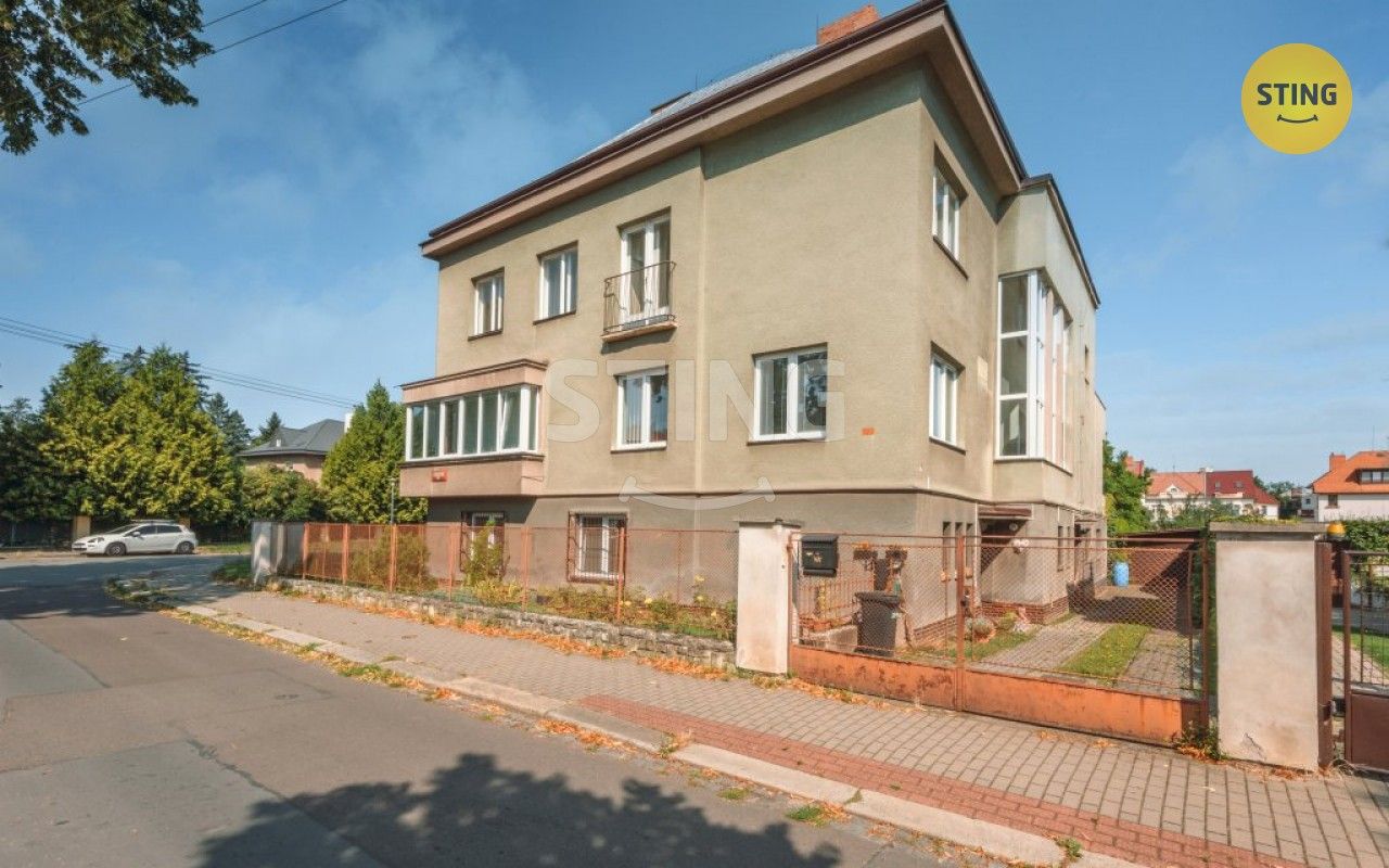 Prodej vila - Bulharská, Pardubice, 591 m²