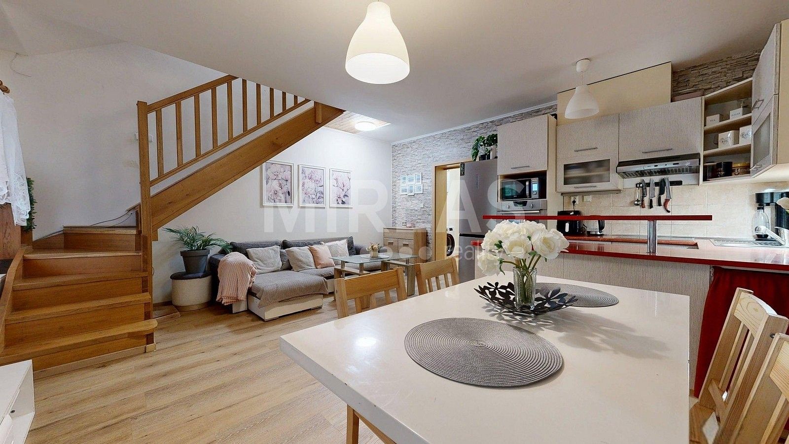 3+kk, Milovice - Mladá, okres Nymburk, Středočeský kraj, 90 m² - 2