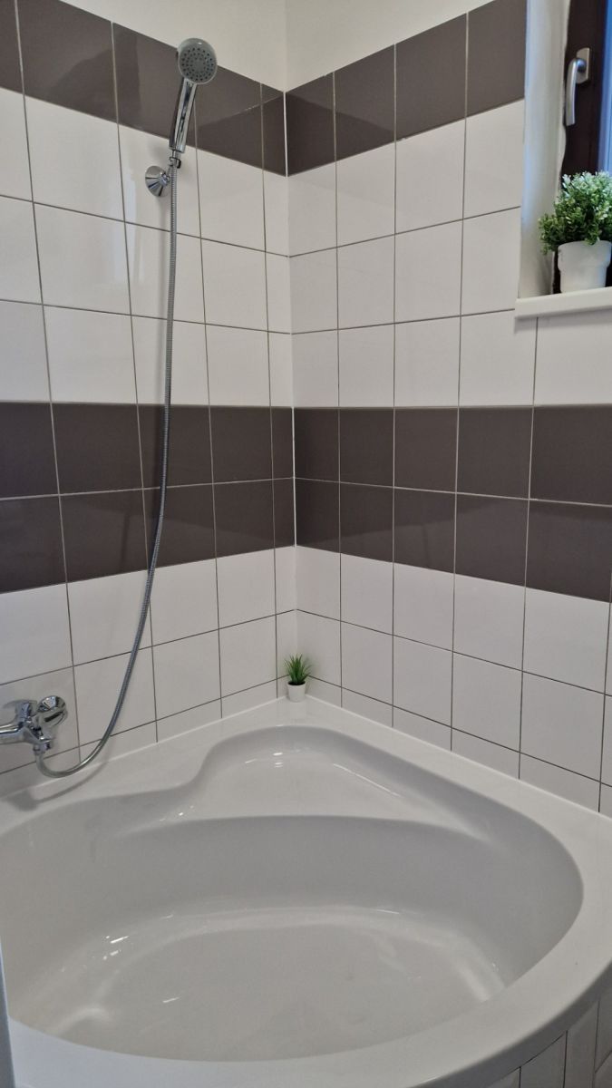 1+kk, Husovo náměstí, Hostivice - Hostivice, Středočeský kraj, 31 m² - 2