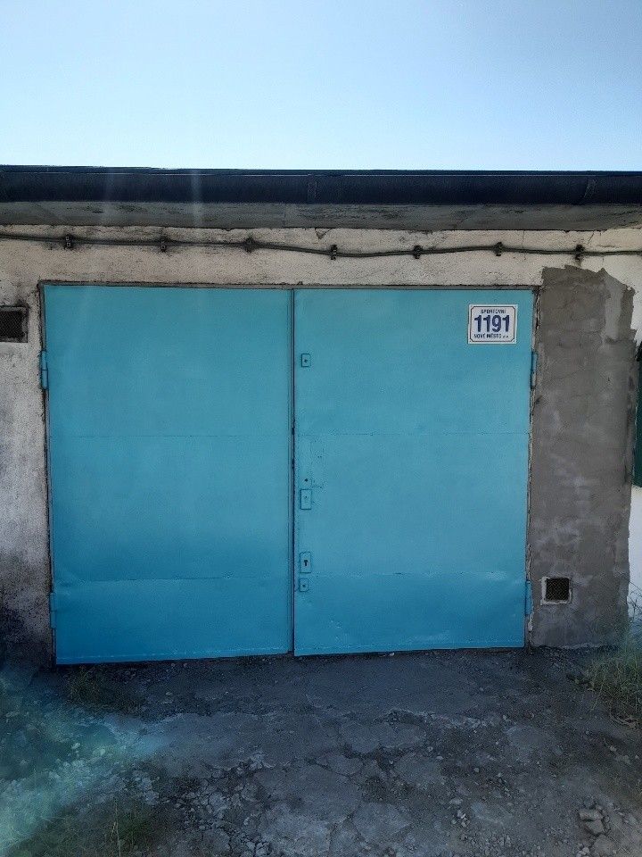 Garáže, Karviná, 735 06
