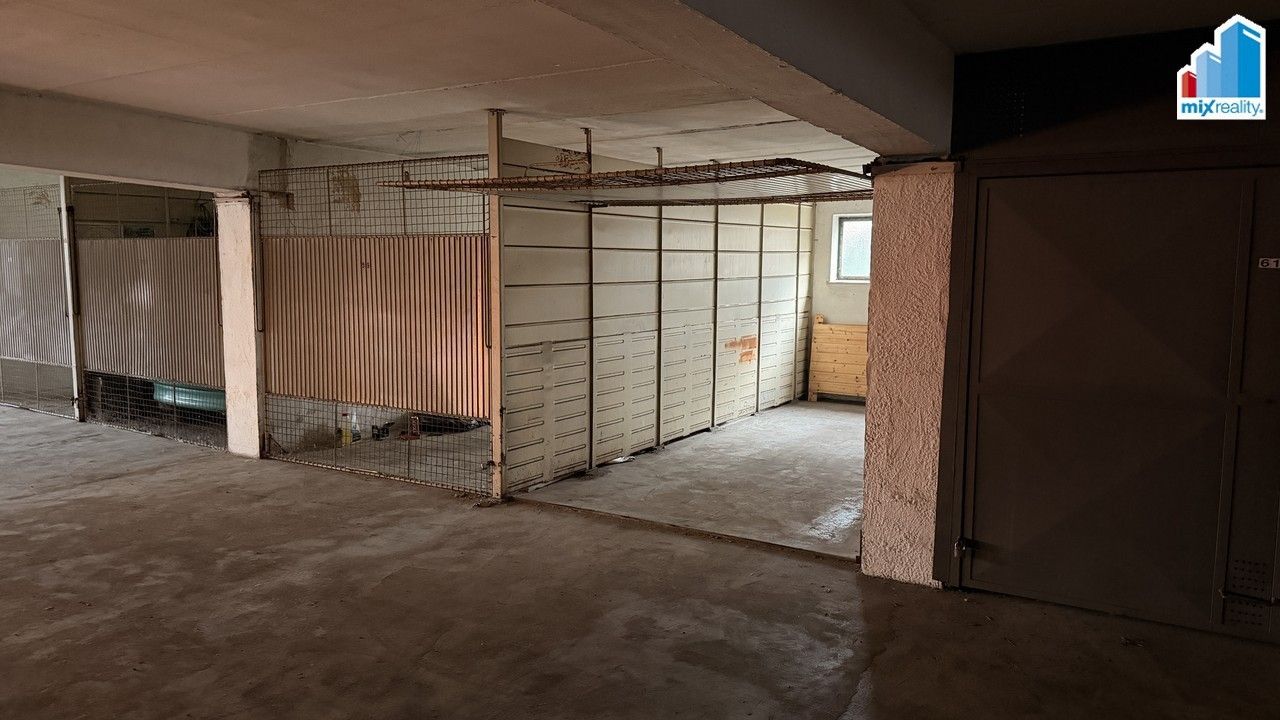 Pronájem garáž - Plzeň 4, Plzeň, 14 m²