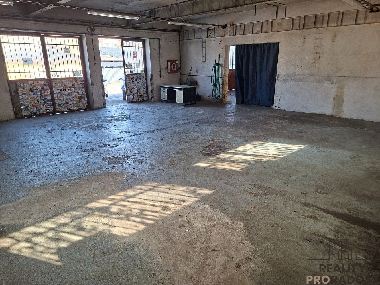 Výrobní prostory, Slaný, okres Kladno, Středočeský kraj, 230 m² - 1