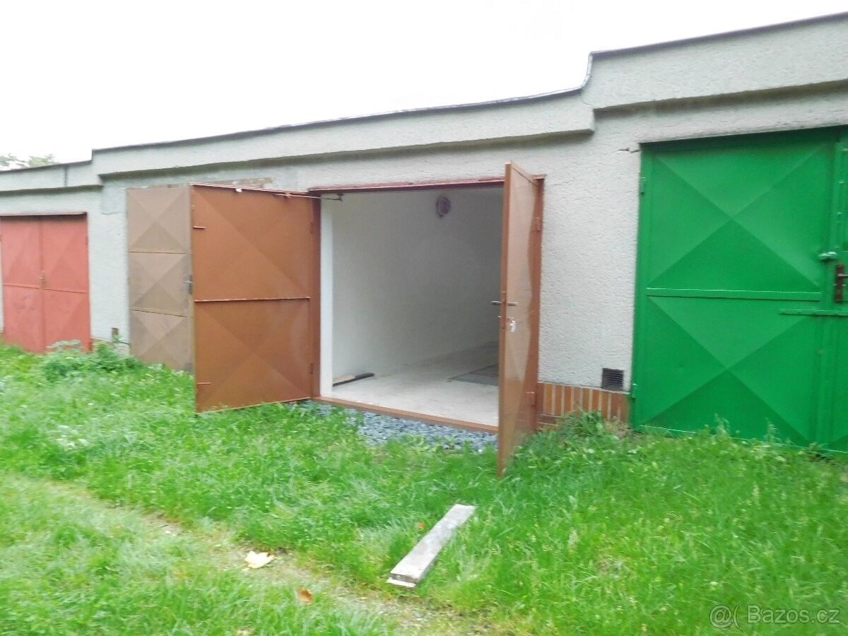Garáže, Frýdlant nad Ostravicí, 739 11