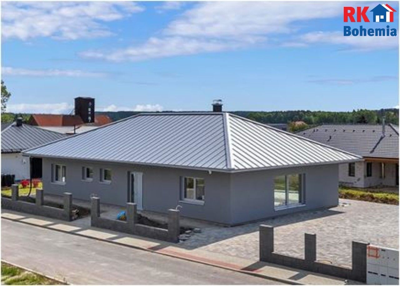 Prodej rodinný dům - Sukorady, 200 m²
