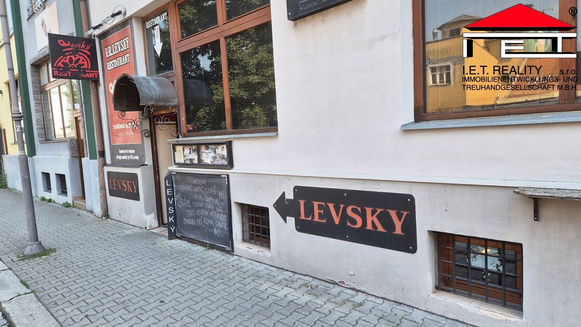 Restaurace · 145 m² · Škroupova, Ostrava - 4