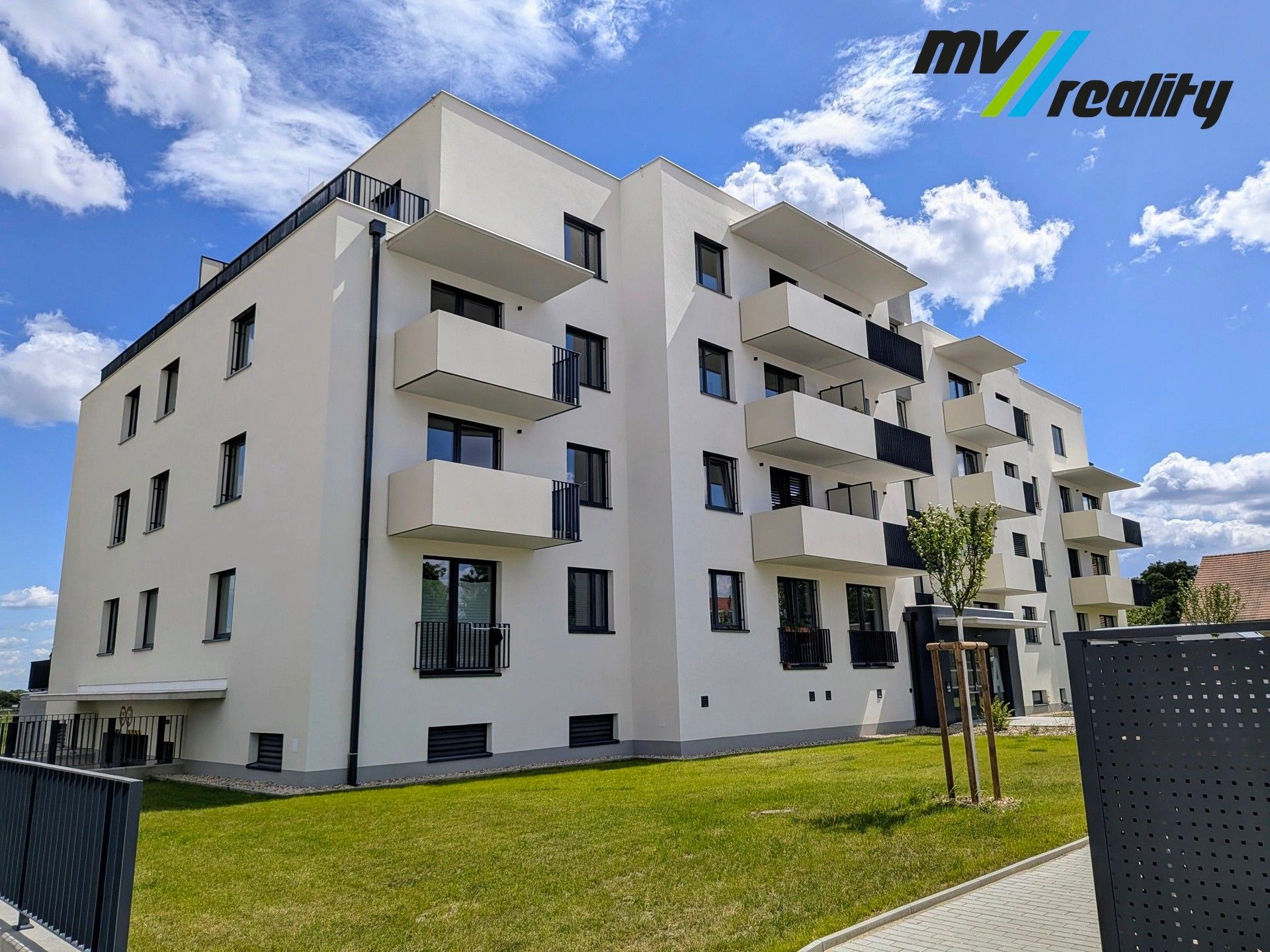 2+kk, Šípková 2185, Lysá nad Labem, 51 m²