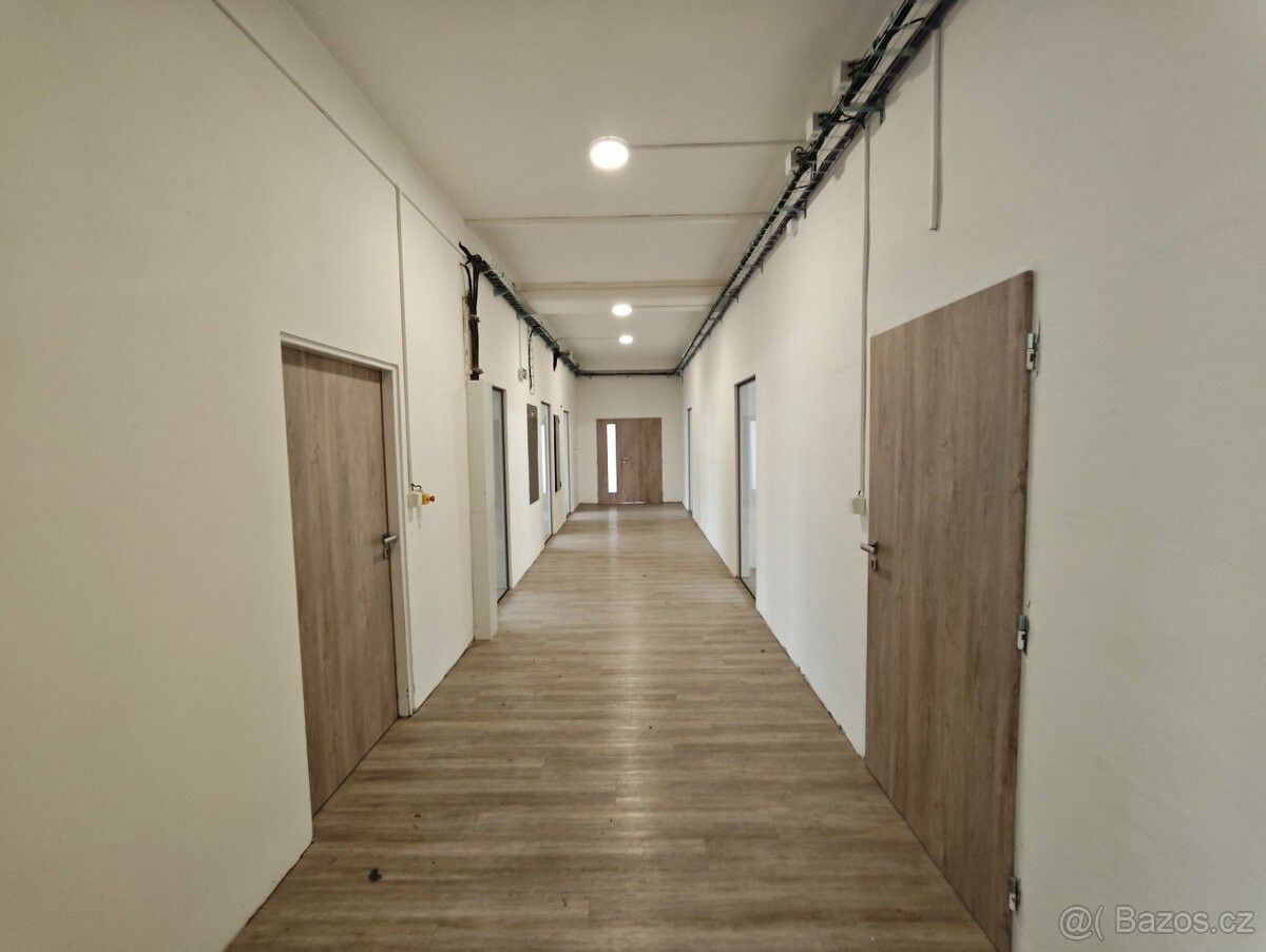 Sklad · Skuteč, 539 73 - 4