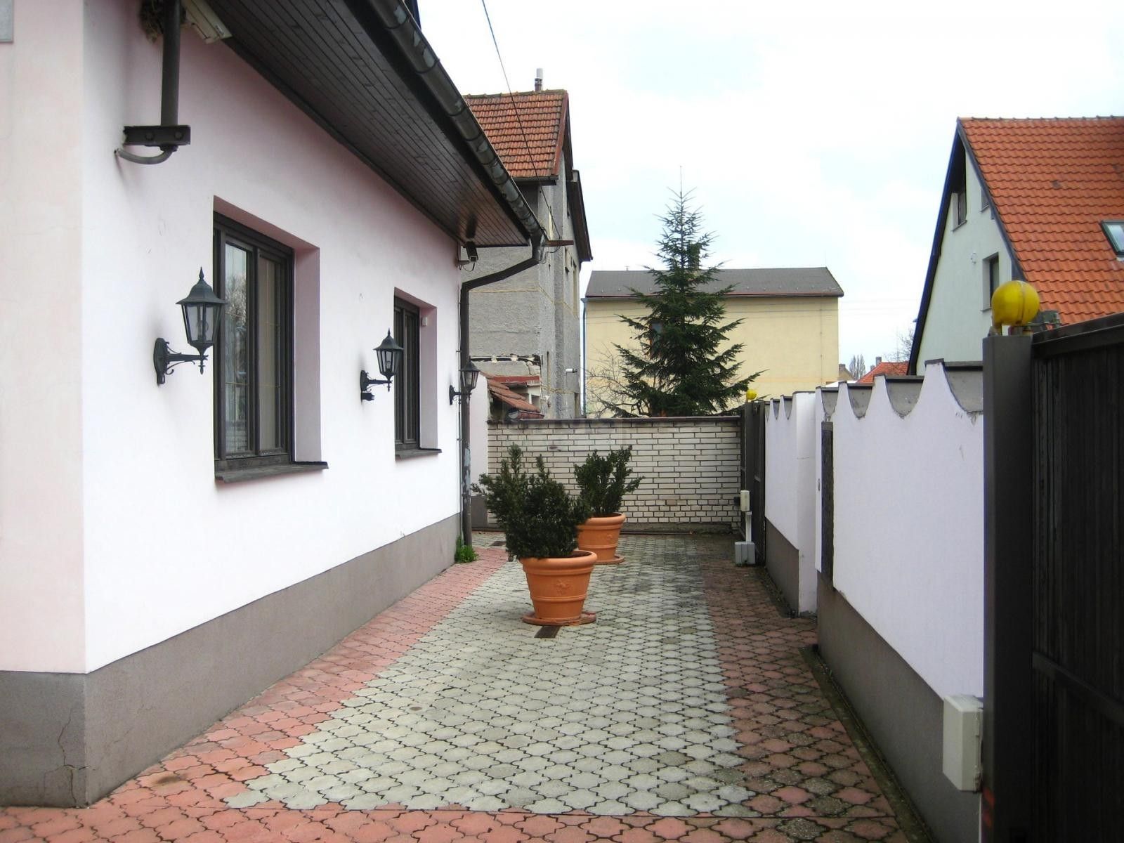 Pronájem rodinný dům - Bořivojova, Kladno, 235 m²