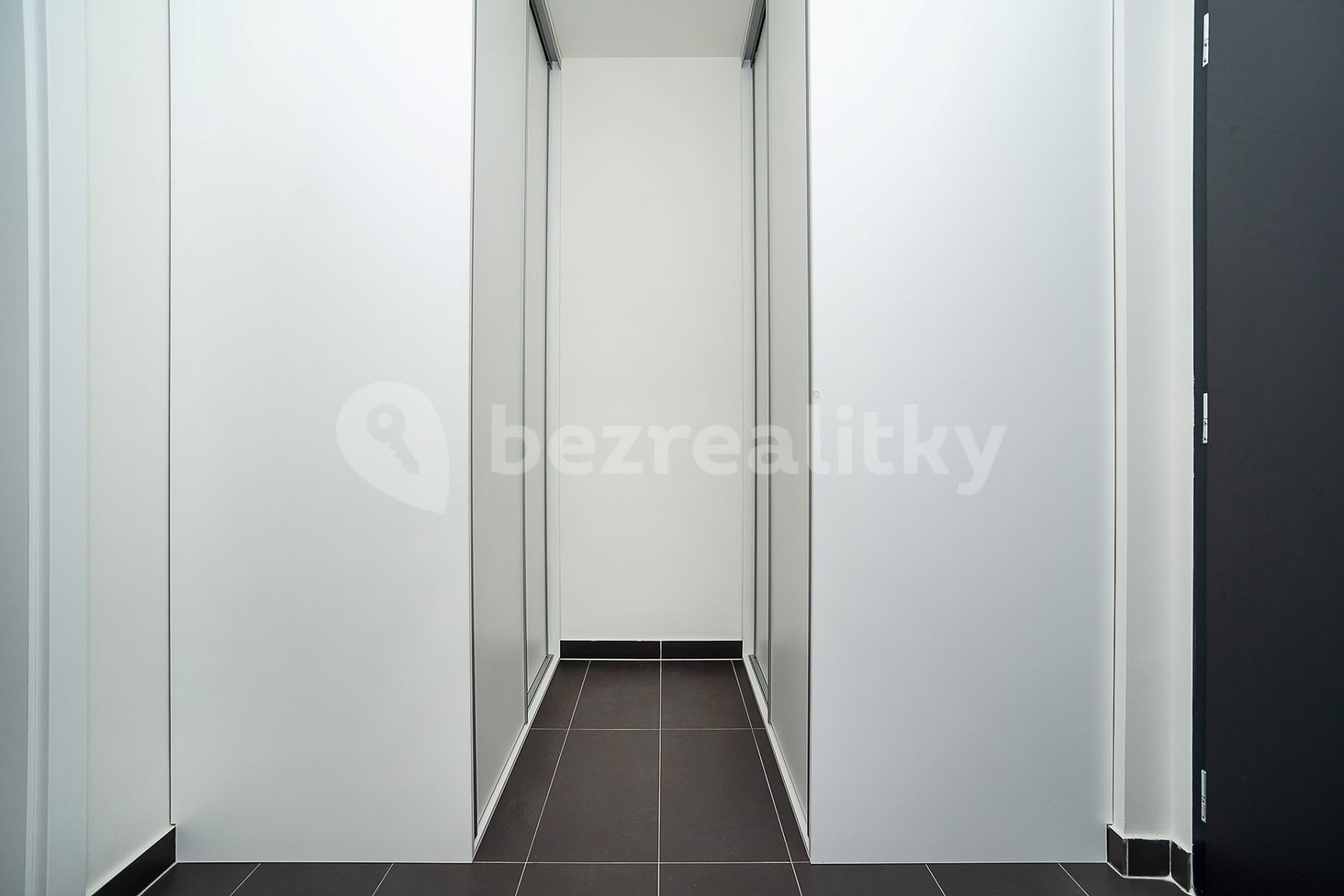 Pronájem byt 1+kk - Škrábkových, Praha - Letňany, 43 m² - 5