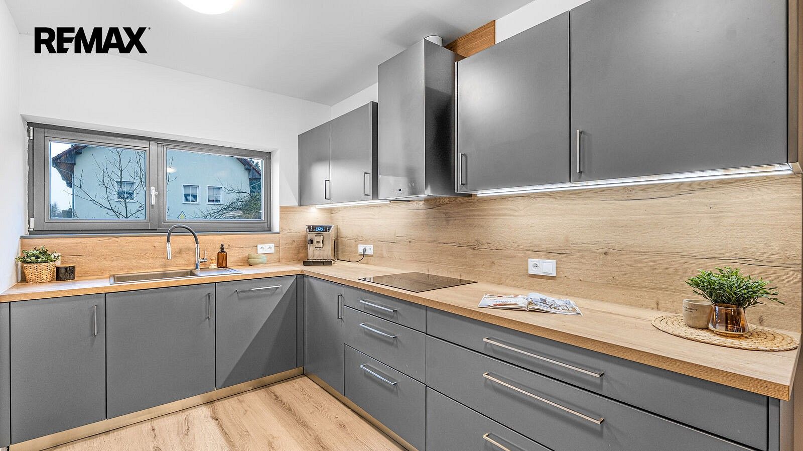 5+kk, Velké Přílepy, okres Praha-západ, Středočeský kraj, 179 m² - 2