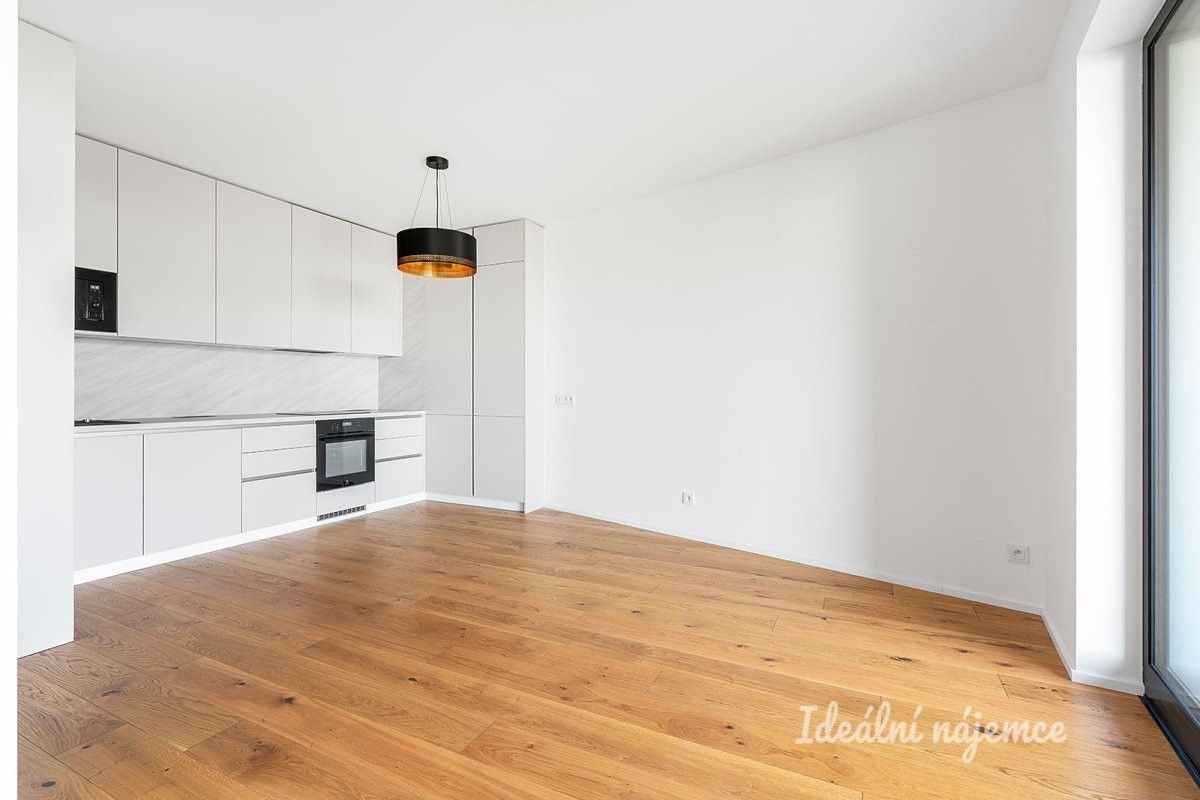 Byt 2+kk · 50 m² · Kurandové, Praha - 4