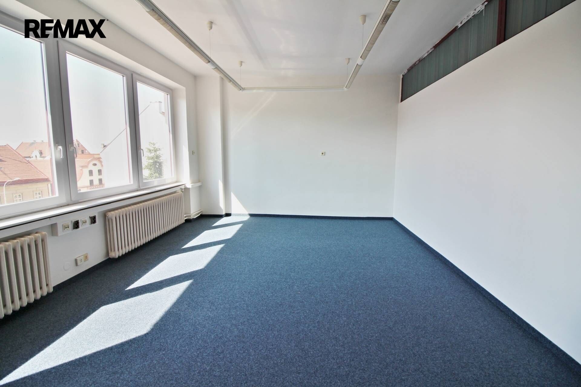 Kanceláře, třída Obránců míru 2767, Žatec, 25 m² - 1