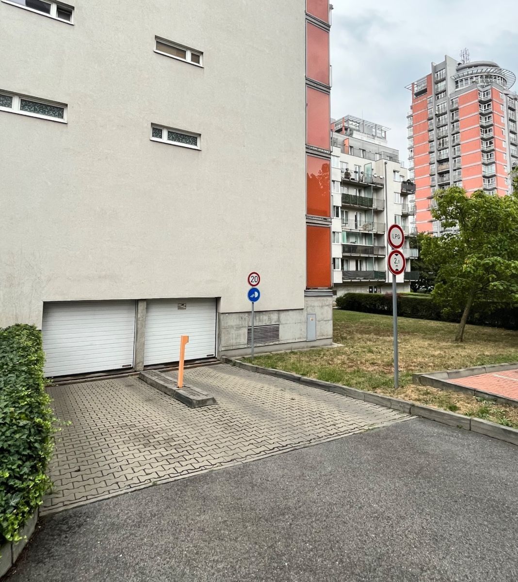 Garáž · 11 m² · Názovská, Praha - Strašnice - 3