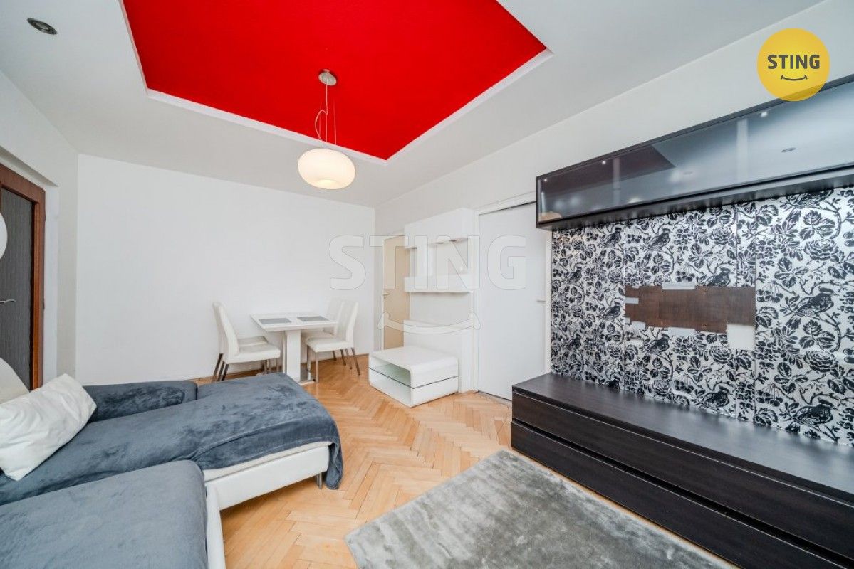 3+1, 1. máje, Rožnov pod Radhoštěm, 60 m²