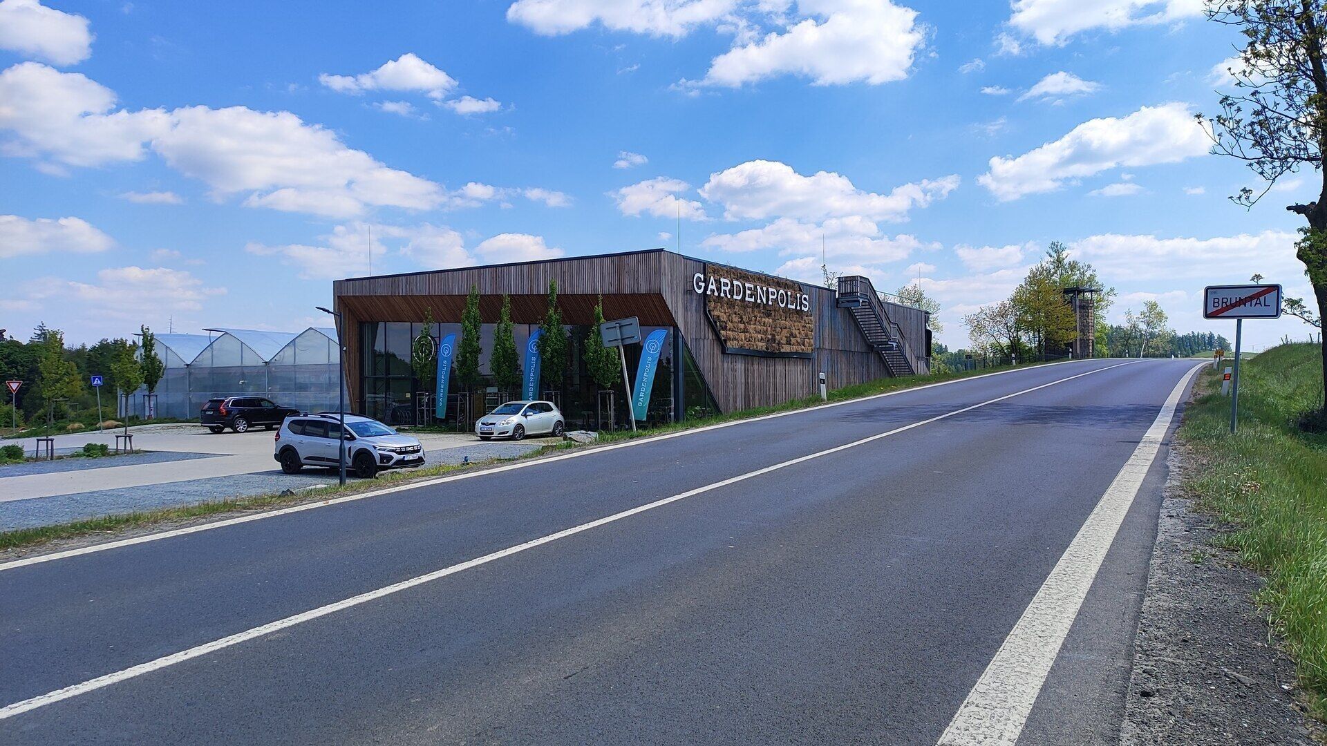 Prodej obchodní prostory - tř. Práce, Bruntál, 1 m²