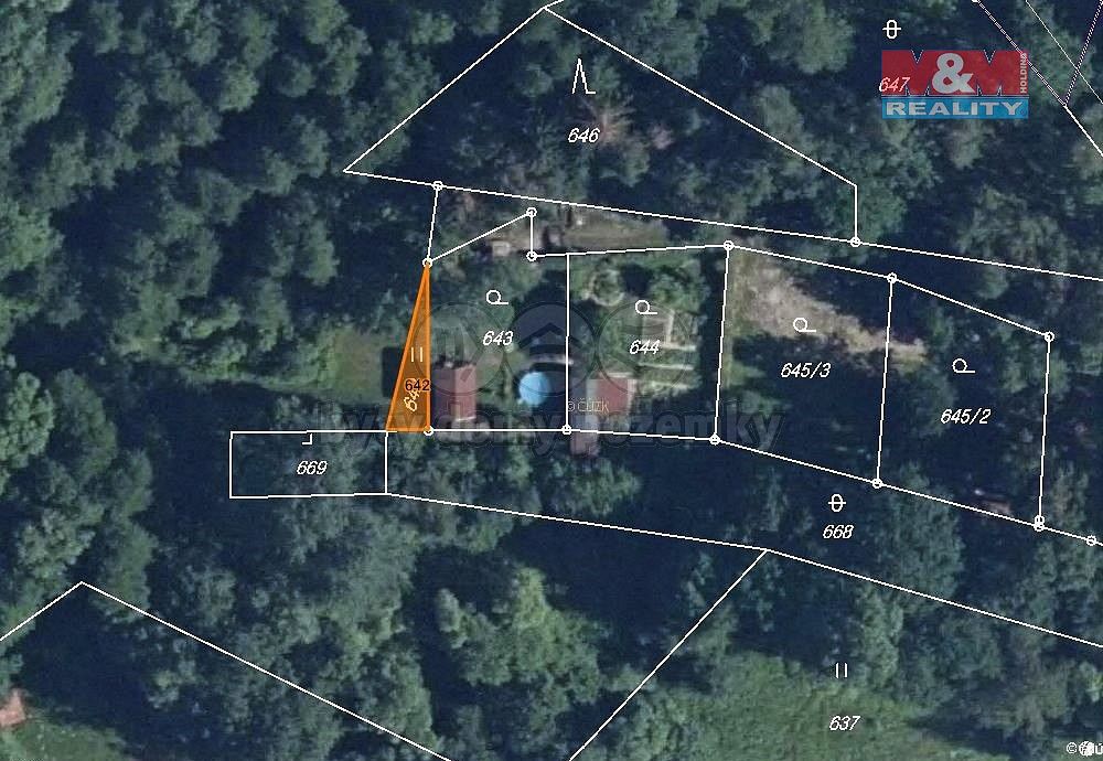 Louka, 50 m²