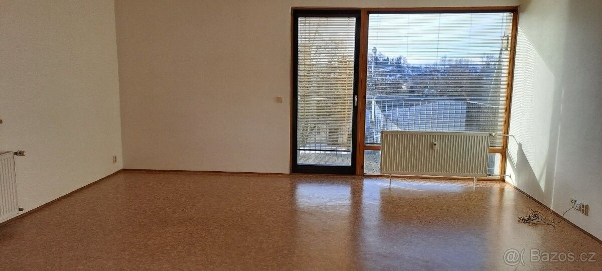 Pronájem byt - Machov, 549 63