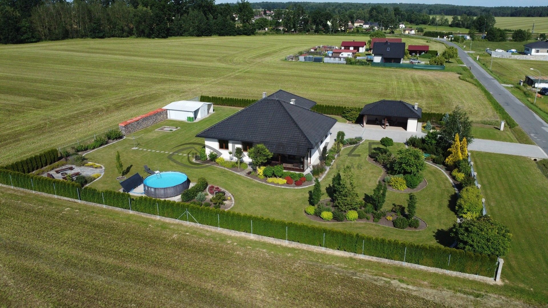 Rodinné domy, Hluboká u Borovan, Borovany, 237 m²