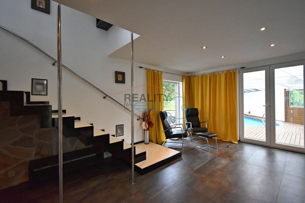 Prodej rodinný dům - Vodochody - Hoštice, okres Praha-východ, Středočeský kraj, 170 m² - 5