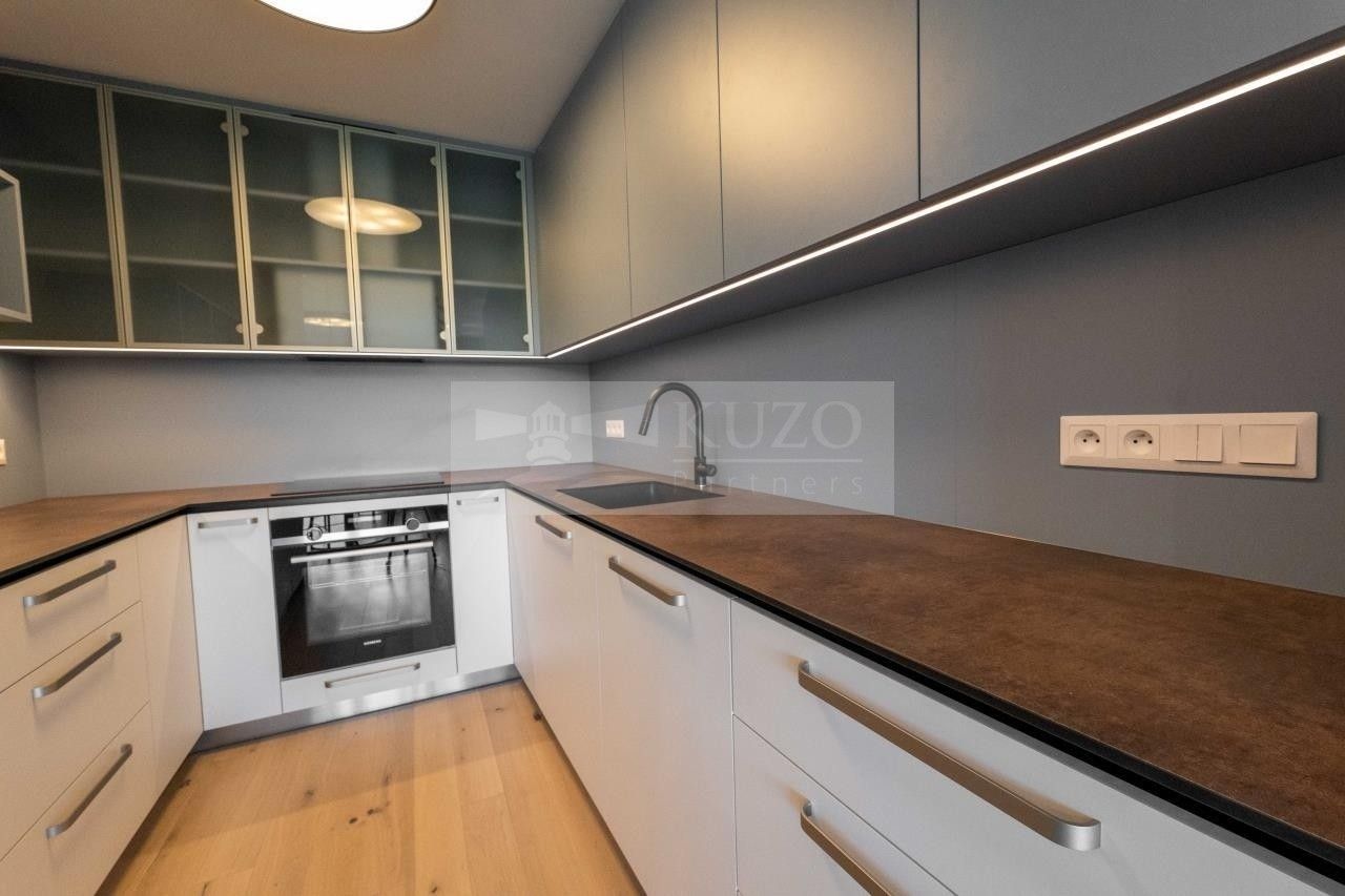 2+kk, Lidická, Brno, 70 m²