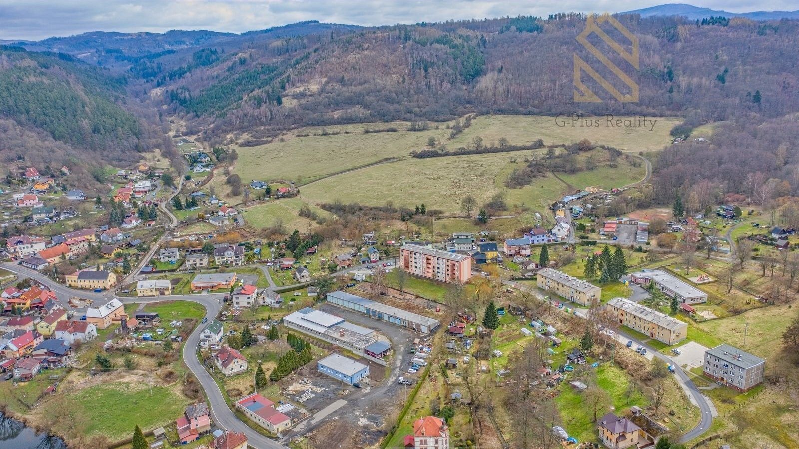 Pozemek pro bydlení · Velichov, okres Karlovy Vary - 4