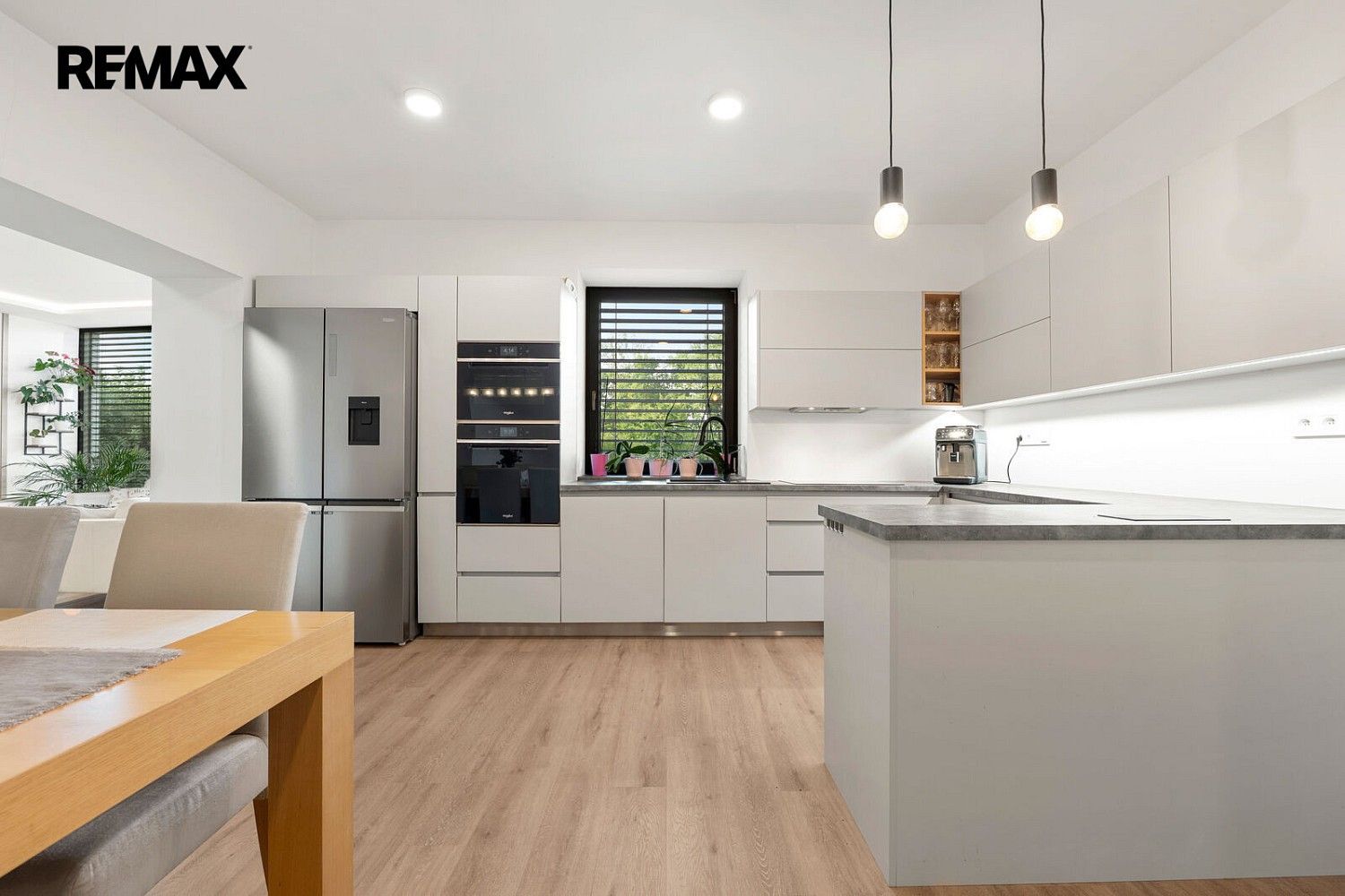Pronájem byt 5+kk - Táborská, Říčany, okres Praha-východ, 199 m² - 2