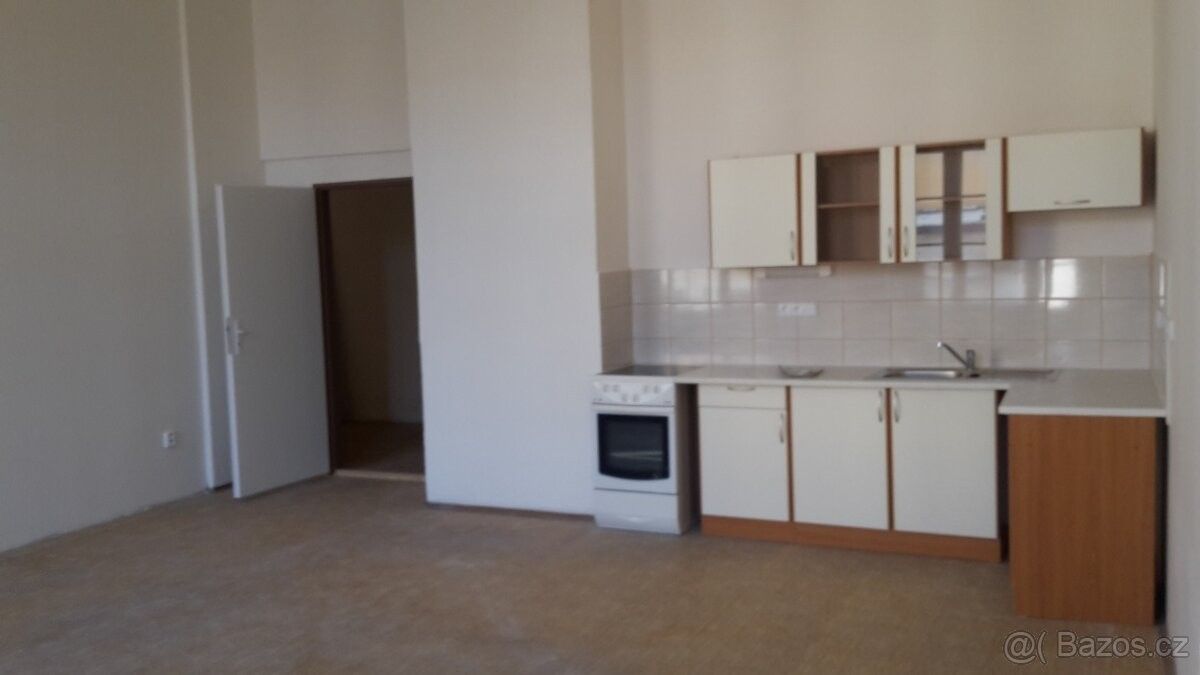 Pronájem byt - Jablonec nad Nisou, 466 01