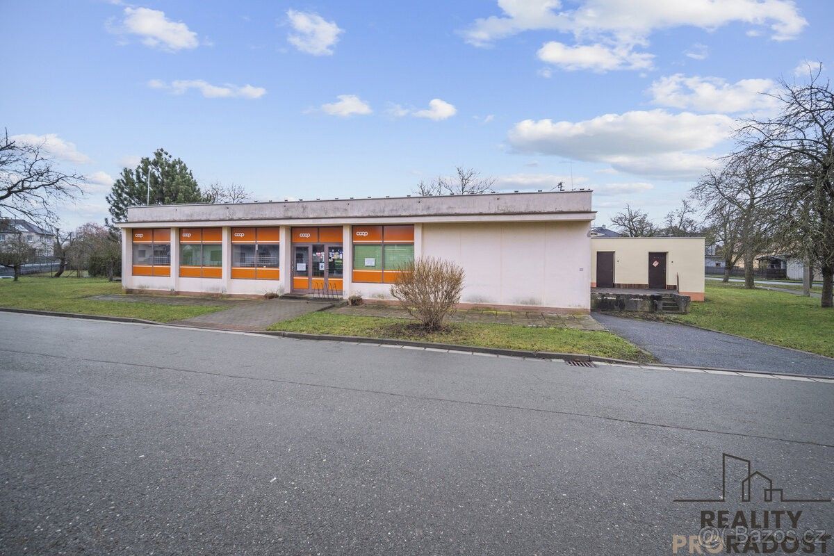 Pronájem obchodní prostory - Opatovice nad Labem, 533 45