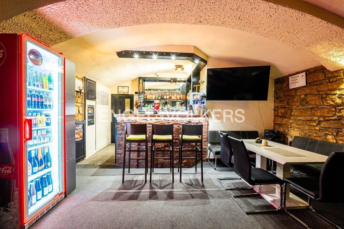 Restaurace, Karlínské náměstí 217, Praha Karlín, 200 m² - 1