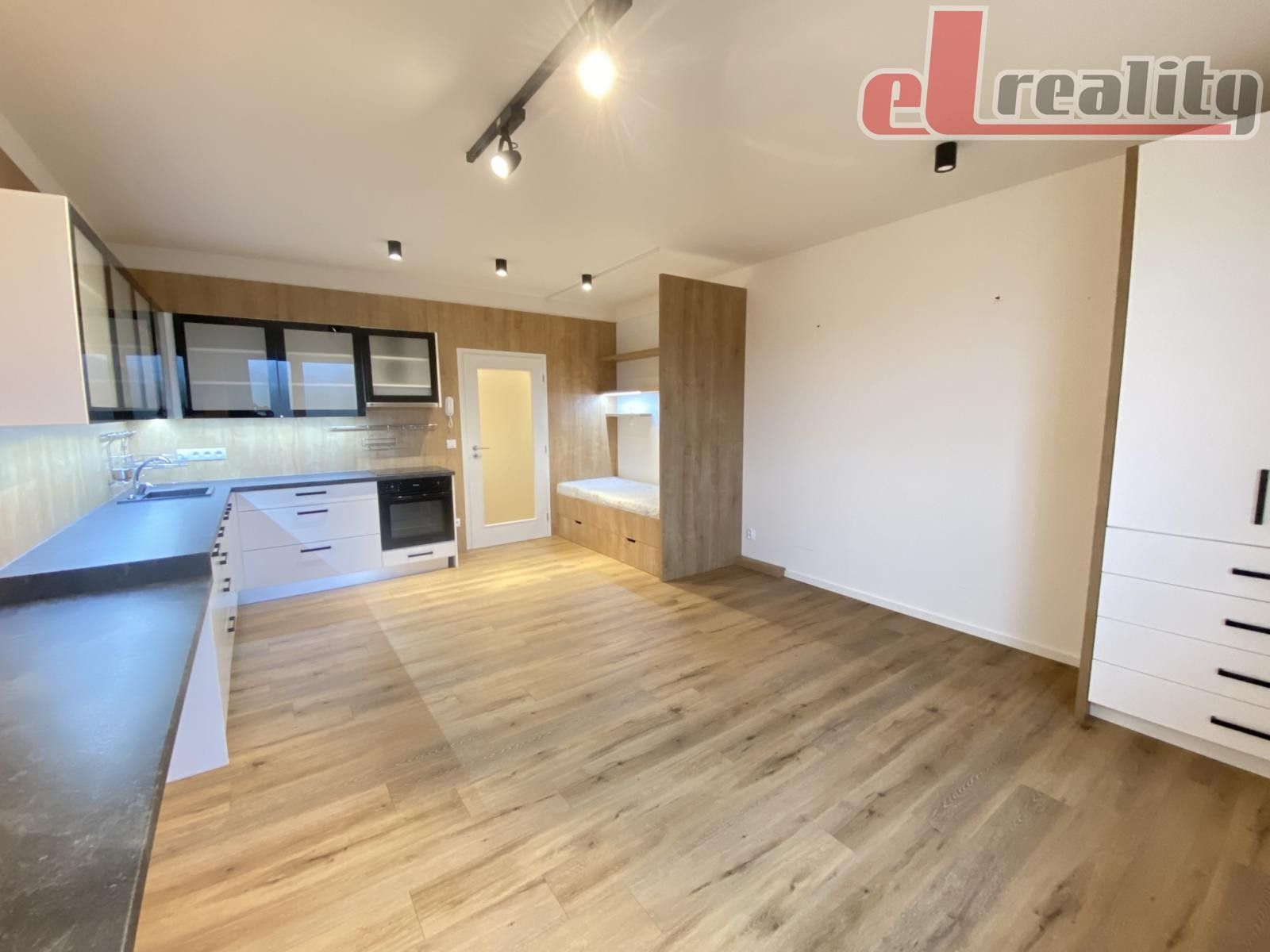 1+kk, Skalní, Hranice, 36 m²