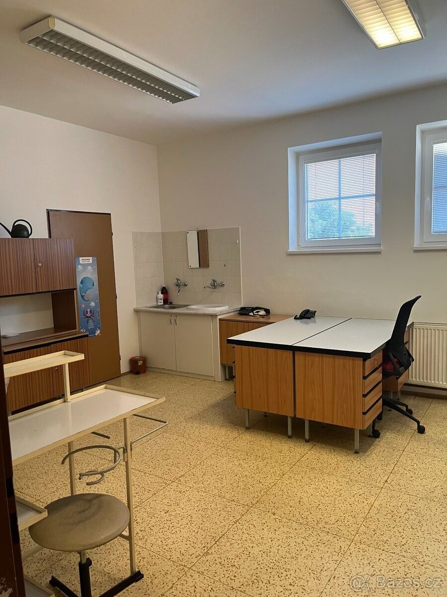 Kanceláře, Bystřice pod Hostýnem, 768 61, 19 m²