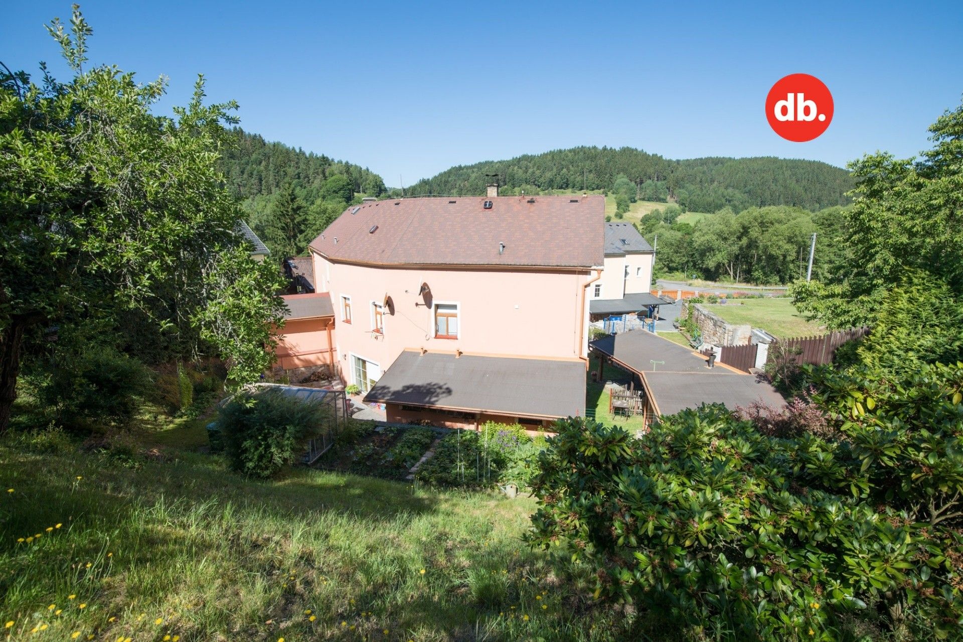 Rodinné domy, Teplička, 300 m² - 1