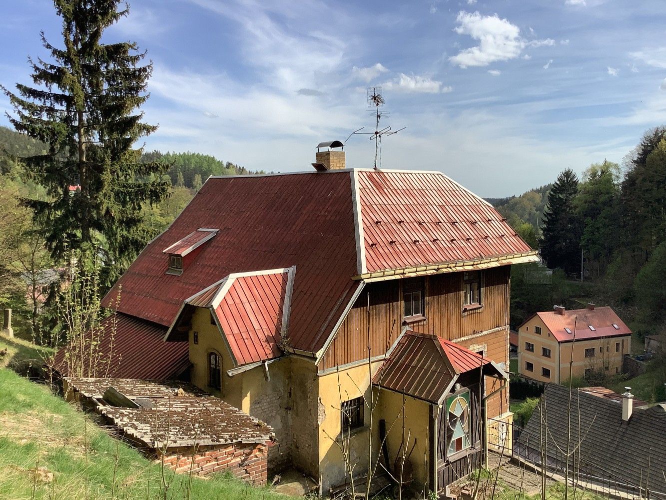 Rodinný dům · 703 m² · Bedřichov, okres Jablonec nad Nisou - 4