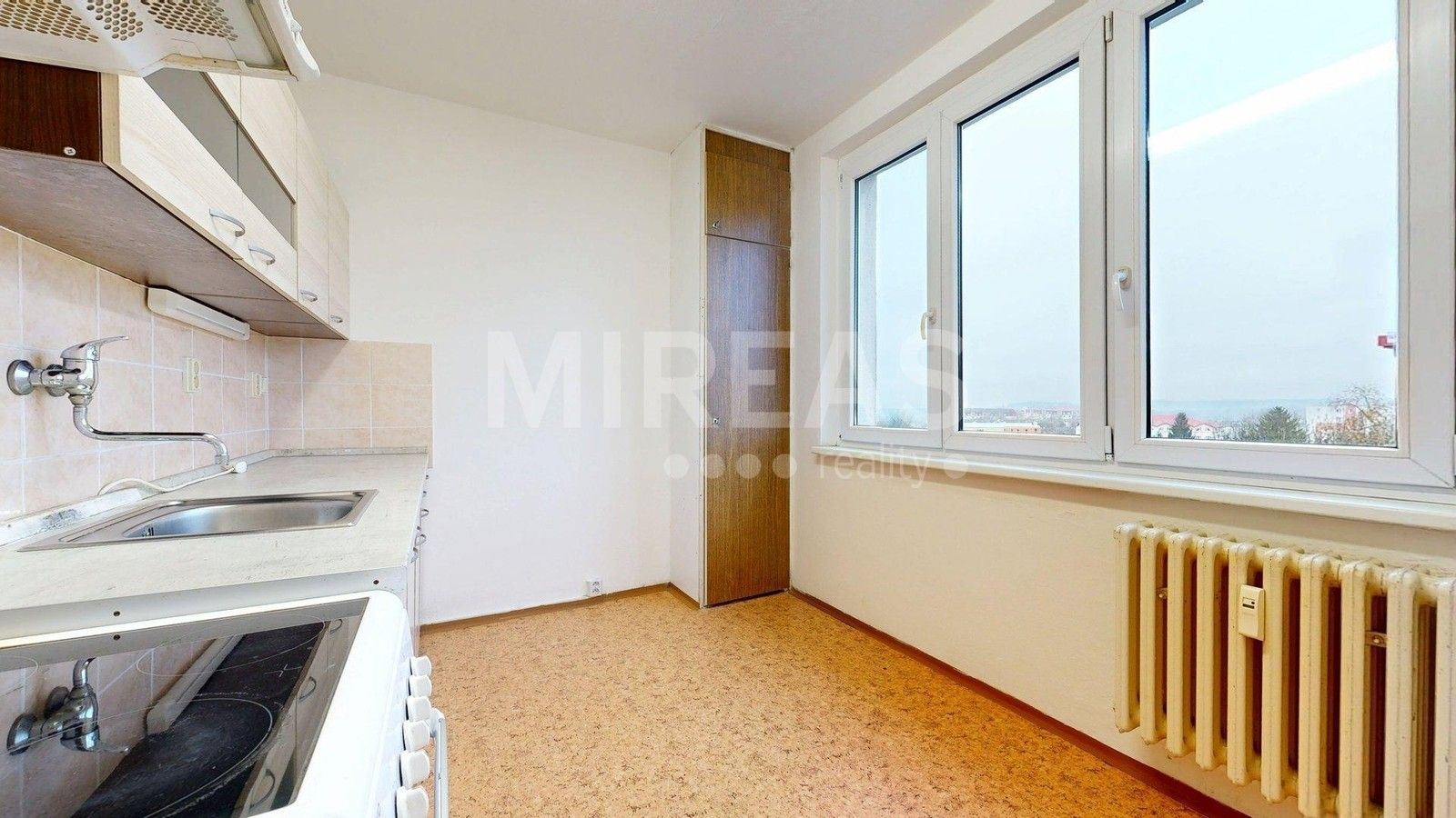 Prodej byt 2+1 - Armádní, Milovice, 56 m²