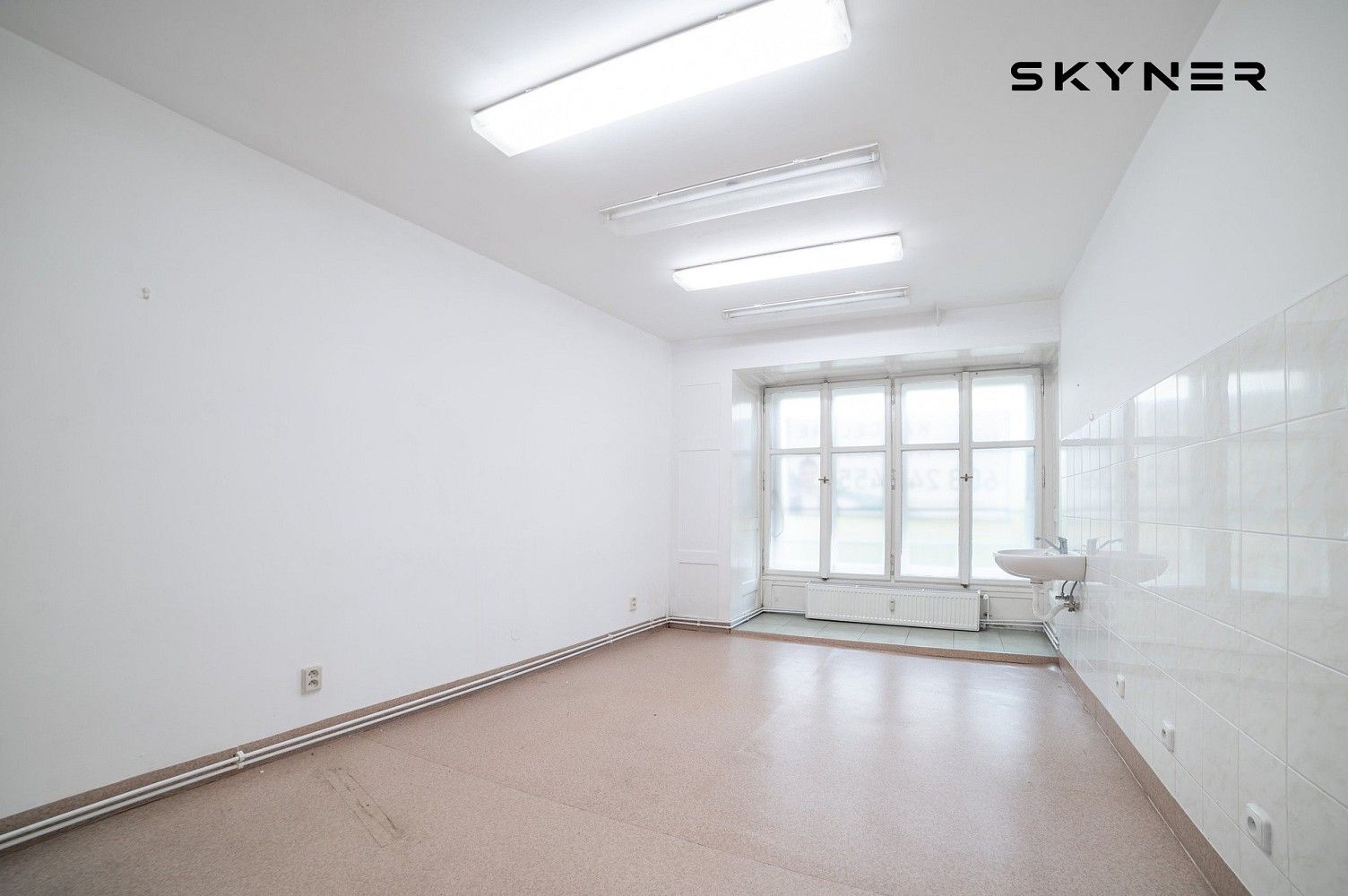 Pronájem kancelář - Ústí nad Labem - Ústí nad Labem-centrum, Ústecký kraj, 178 m² - 5