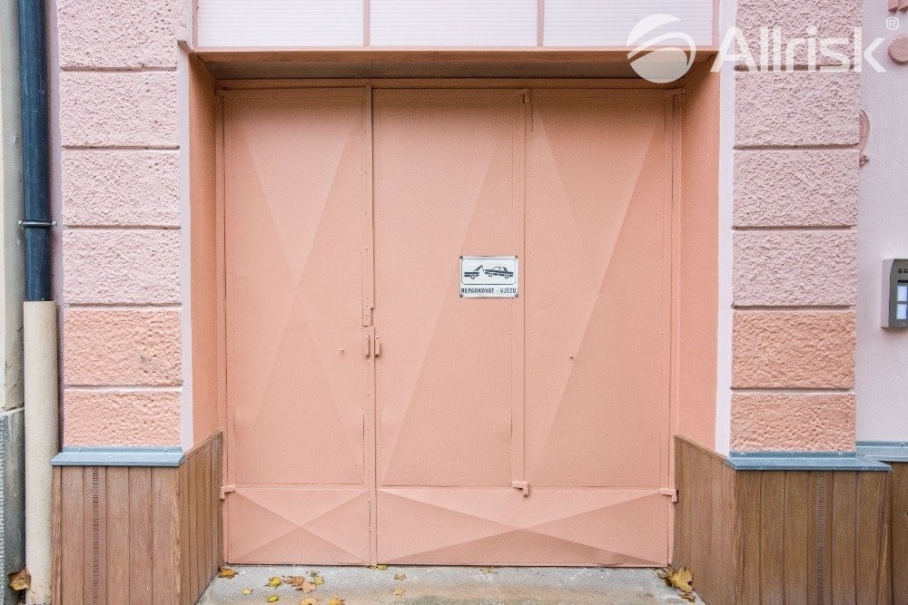 Garáže, Pod Kosířem, Prostějov, 14 m²