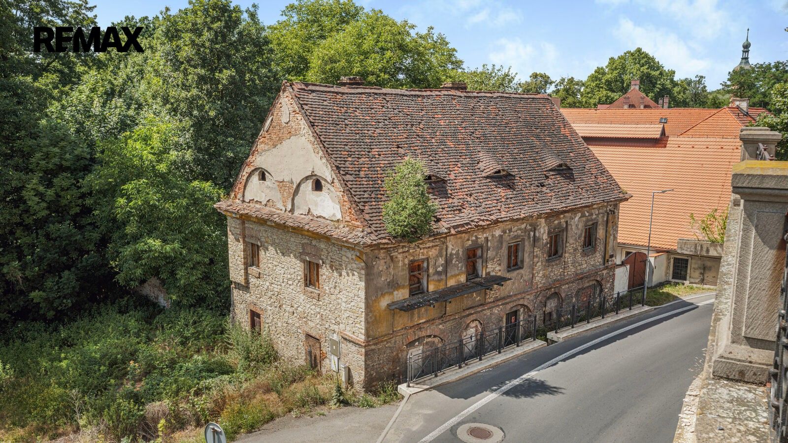 Rodinné domy, Pražská 37, Liběchov, 360 m² - 2