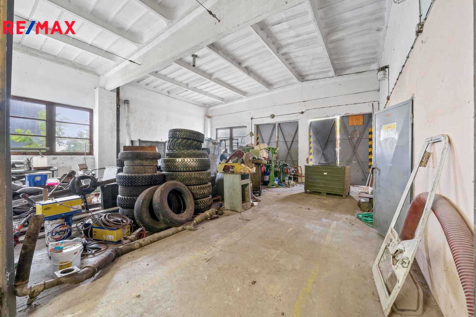 Pronájem sklad - Smetanova, Skuteč, 253 m²