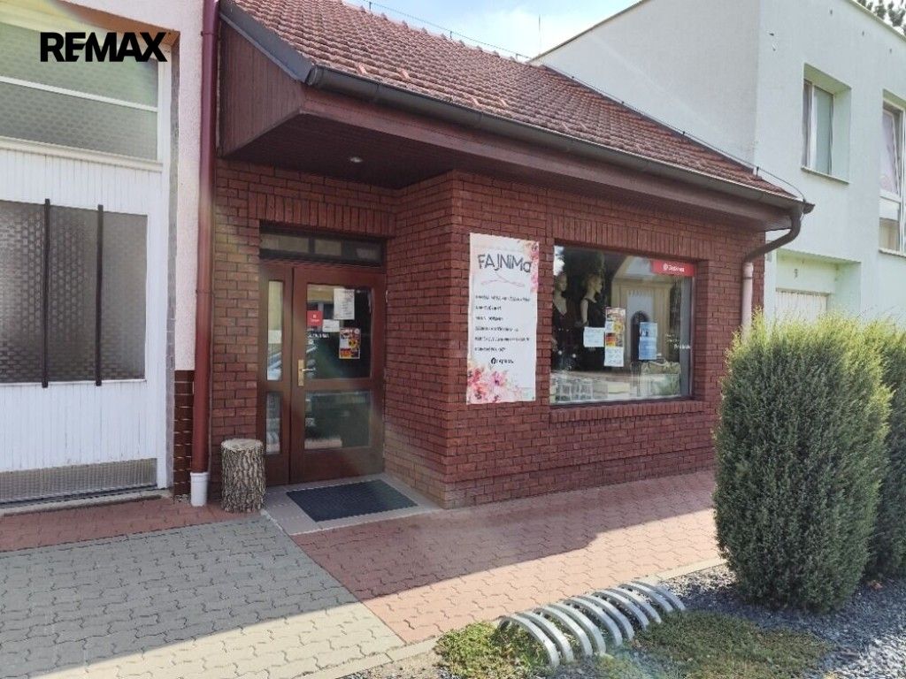 Obchodní prostory, Komenského 9, Sokolnice, 83 m² - 1