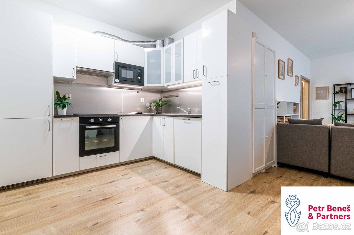 Prodej byt - Lišany, 269 01